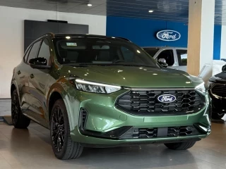 Ford Kuga ST-Line X 2.5 Duratec PHEV 178kW Auto nuevo – lateral derecho