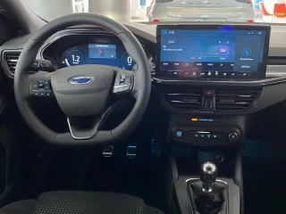Volante multifunción Ford Focus ST-Line X 1.0T EcoBoost mHEV nuevo