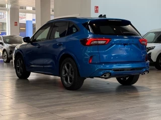 Ford Kuga ST-Line 2.5 Duratec FHEV 132kW Auto nuevo – lateral derecho