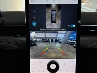 Pantalla con cámara de marcha atrás Ford Mustang Mach-E Premium AWD nuevo