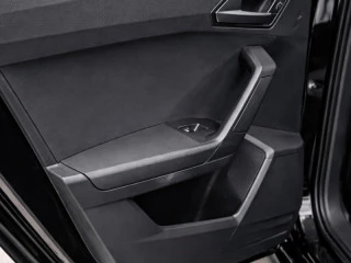 Botones de control en puerta trasera del Seat Ibiza 1.0 TSI (115 CV) Special Edition Xcellence.