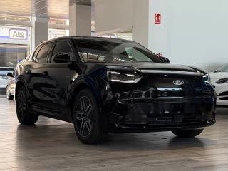 Vista lateral izquierdo Ford Capri Select nuevo eléctrico