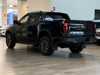 Ford Ranger 2.3 TIVCT PHEV Wildtrak nueva – vista trasera izquierda
