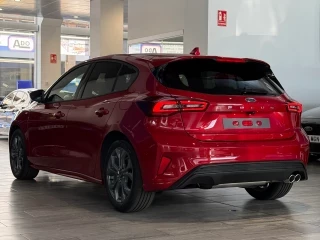 Ford Focus ST-Line X mHEV 125CV Km0 – vista trasera