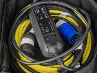 Cables de conexión eléctricos del Audi Q3 45 TFSI E 180kW S tronic S Line (145 CV).