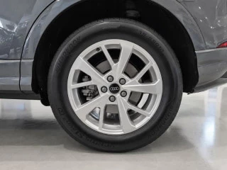 Estado impecable de todas las llantas del Audi Q3 45 TFSI E 180kW S tronic S Line (145 CV).