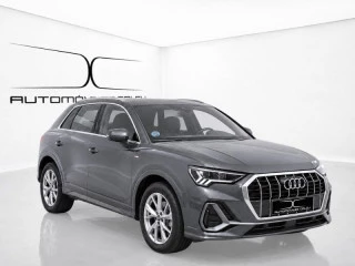 Vista perfil central y derecho del  Audi Q3 45 TFSI E 180kW S tronic S Line (145 CV).