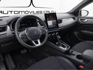 Interior Renault Arkana Málaga