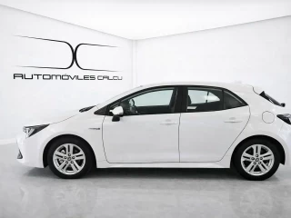 Vista perfil izquierdo del  Corolla 1.8 122CV ActiveTech.
