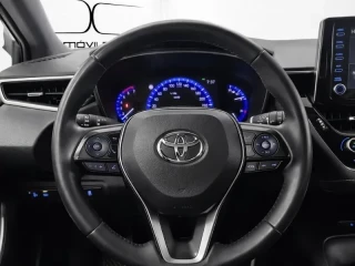 Volante multifunción del Corolla 1.8 122CV ActiveTech.