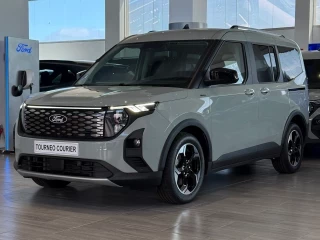 Ford Tourneo Courier BEV nuevo Active – vista frontal