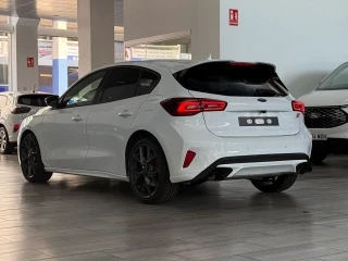 Ford Focus ST Km0 – vista trasera