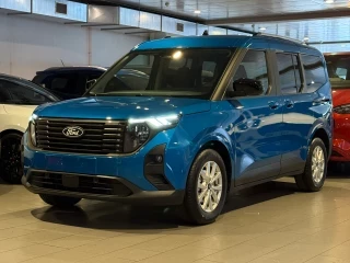 Ford Tourneo Courier Titanium 1.0 EcoBoost Km0 – vista frontal completa