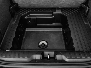 MegaBox del maletero del Ford Puma ST-Line X microhíbrido con espacio extra y con desagüe integrado.