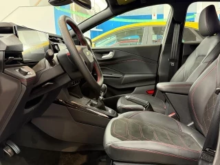 Interior Ford Puma ST-Line X MHEV 125CV Km0 – asientos delanteros