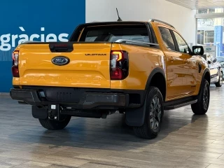 Ford Ranger PHEV nueva – lateral derecho