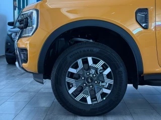 Detalle llanta original Ford Ranger Wildtrak PHEV nueva