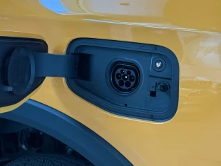 Puerto de carga eléctrico Ford Ranger 2.3 TIVCT PHEV e-AWD nueva