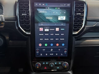 Pantalla multimedia Ford Ranger Wildtrak PHEV nueva