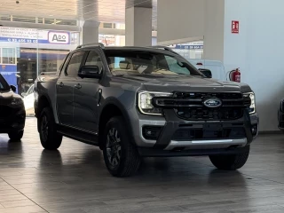Ford Ranger PHEV km0 – lateral izquierdo