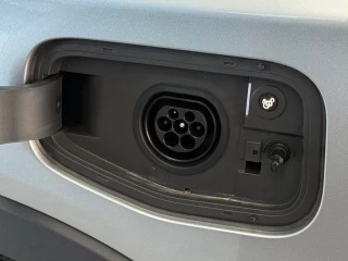 Puerto de carga eléctrico Ford Ranger 2.3 TIVCT PHEV e-AWD km0