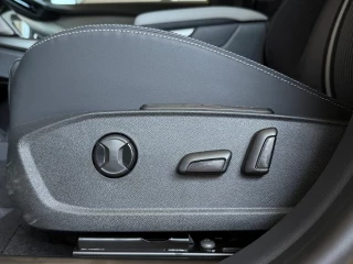 Botones eléctricos de ajuste de asientos Ford Capri Select R. Extendido RWD nuevo