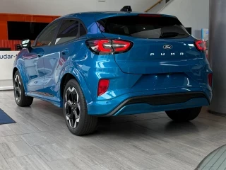 Ford Puma Gen-E Premium 43kWh 168CV FWD Km0 – vista trasera completa