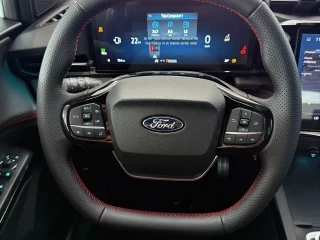 Volante multifunción Ford Puma 1.0 EcoBoost ST-Line X MHEV Auto Km0