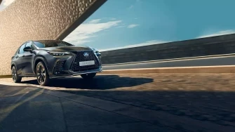 Lexus NX 450h+ 4WD Premium+