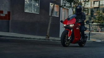 Bonus en la compra de una motocicleta Zero Motorcycles para los nuevos conductores.