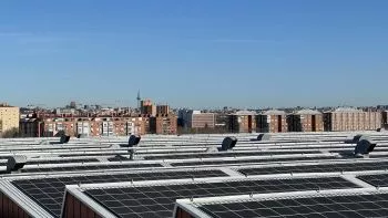 Stellantis evita emitir 2.546 toneladas de CO2 gracias a su planta fotovoltaica