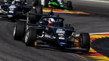 3 de 3 para Andrea Kimi Antonelli en el gran circuito de Spa-Francorchamps