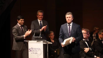 SYRSA entrega el Premio Especial Semana Santa a la Hermandad del Cachorro