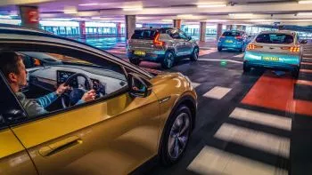 Ford Mustang Mach e, Volvo XC40, Hyundai Kona y VW ID.4: los sustitutos
