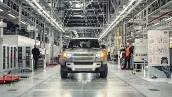 La fábrica del verdadero 4×4, el Land Rover Defender