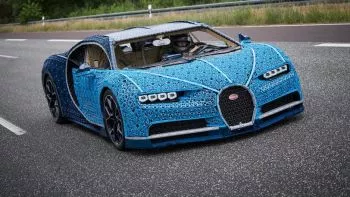 Te presento al Bugatti Chiron de LEGO a escala 1:1 que puedes conducir