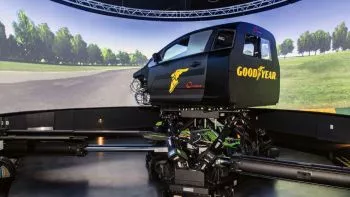 El simulador de Goodyear en el que se prueban los neumáticos del futuro