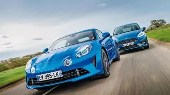Alpine A110 vs Ford Fiesta ST, El cielo puede esperar