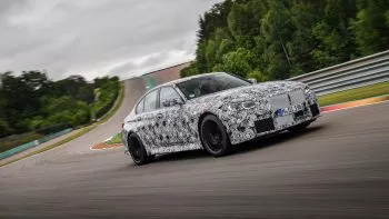 Probamos el prototipo del BMW M3 2021 en circuito ¡y manual!
