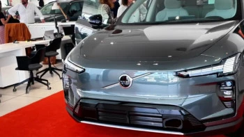 Volvo Turismos La Raza presenta en Sevilla el nuevo Volvo EX60, el SUV eléctrico con hasta 810 kilómetros de autonomía