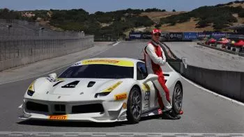 Michael Fassbender, actor de Hollywood, corre su primera carrera como piloto de Ferrari