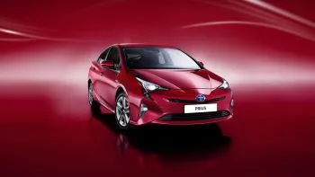 Toyota Prius 2017: la nueva generación del sedán híbrido llega a España