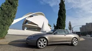 Escapada en Maserati Coupé Cambiocorsa, un «utilitario» excitante