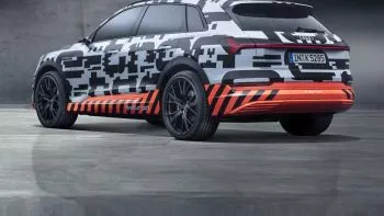 Audi E-Tron Prototype, un camuflaje de alto voltaje