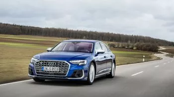 Prueba Audi A8 y S8 2022 ¿quién quiere trenes?