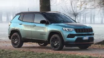 Jeep Compass e-Hybrid: la versión eficiente del SUV con etiqueta ECO