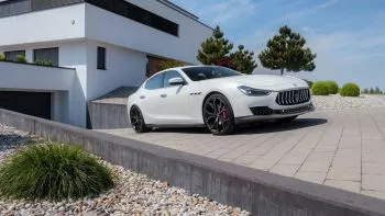 Novitec viste y mejora al Maserati Ghibli para ser el capo de las berlinas