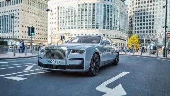 Rolls Royce Ghost 2020: la superberlina del máximo lujo