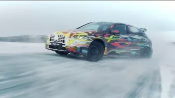 Mercedes nos enseña el Drift Mode del nuevo AMG A45 en la nieve