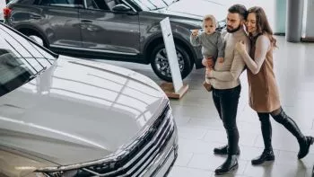 ¿Qué tipo de coche comprar en 2022 y 2023 según su carburante?